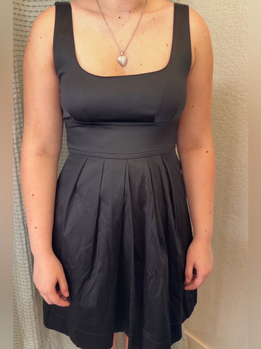 Beautiful “teeze me” brand cocktail dress in size 7